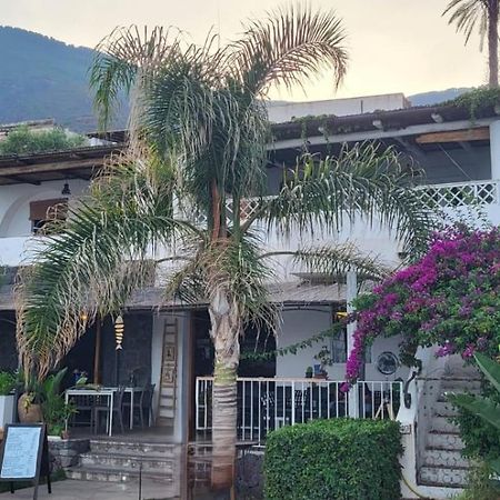 La Terrazza Sul Mare Apartman Santa Marina Salina Kültér fotó