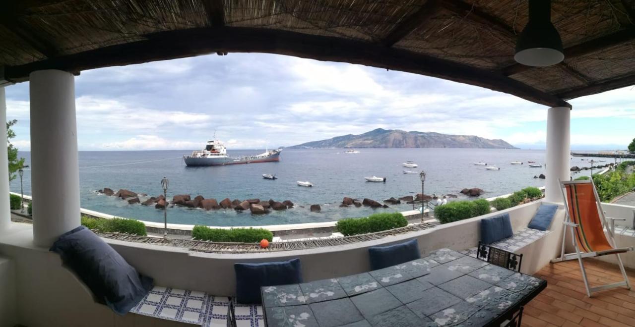 La Terrazza Sul Mare Apartman Santa Marina Salina Kültér fotó